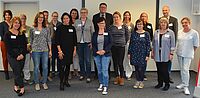 Gruppenfoto Erfahrungsaustausch (Foto: Zweckverband Katholische Tageseinrichtungen für Kinder im Bistum Essen)